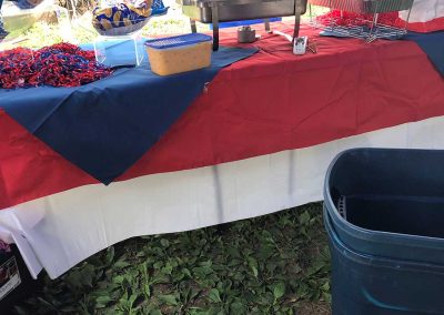 Red, blue, and ready for your Grove tailgate.